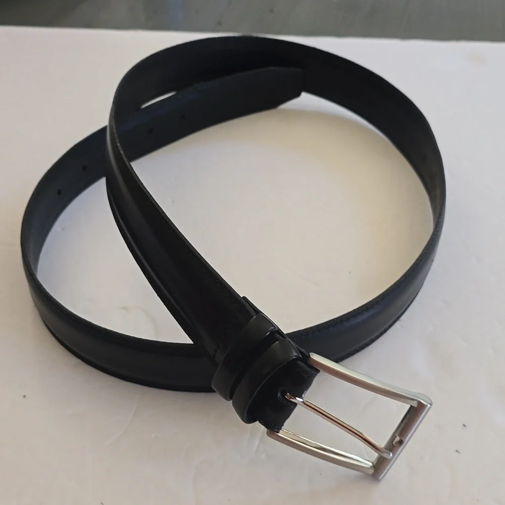 Mens Black Leather Silver Buckle Belt New! Sz.38